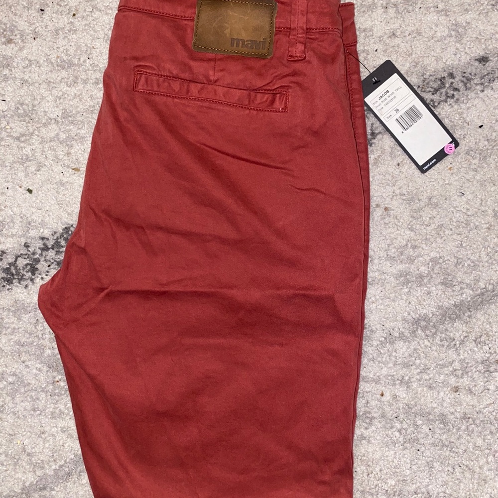 Mavi Jacob Shorts NWT sz 36 red rose wood twill